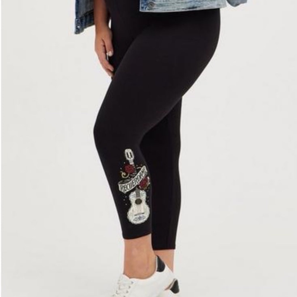 HP๐Torrid Crop Legging - Disney Coco Miguel Guitar - Picture 6 of 10